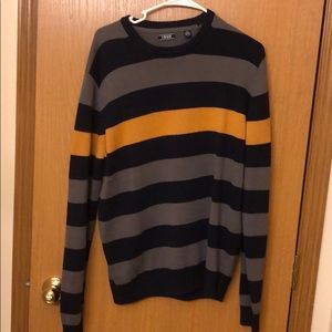 IZOD sweater